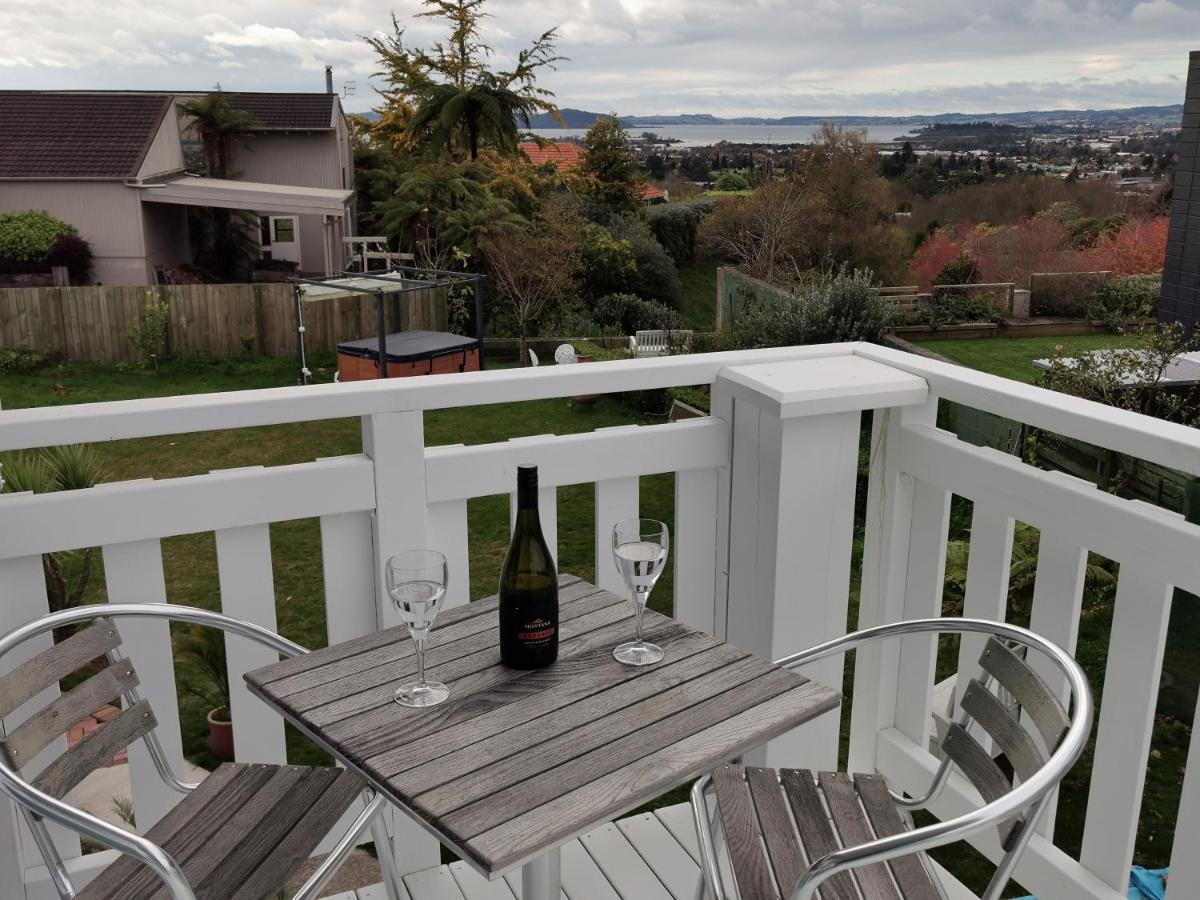 Geyser Lookout Bnb Роторуа Экстерьер фото